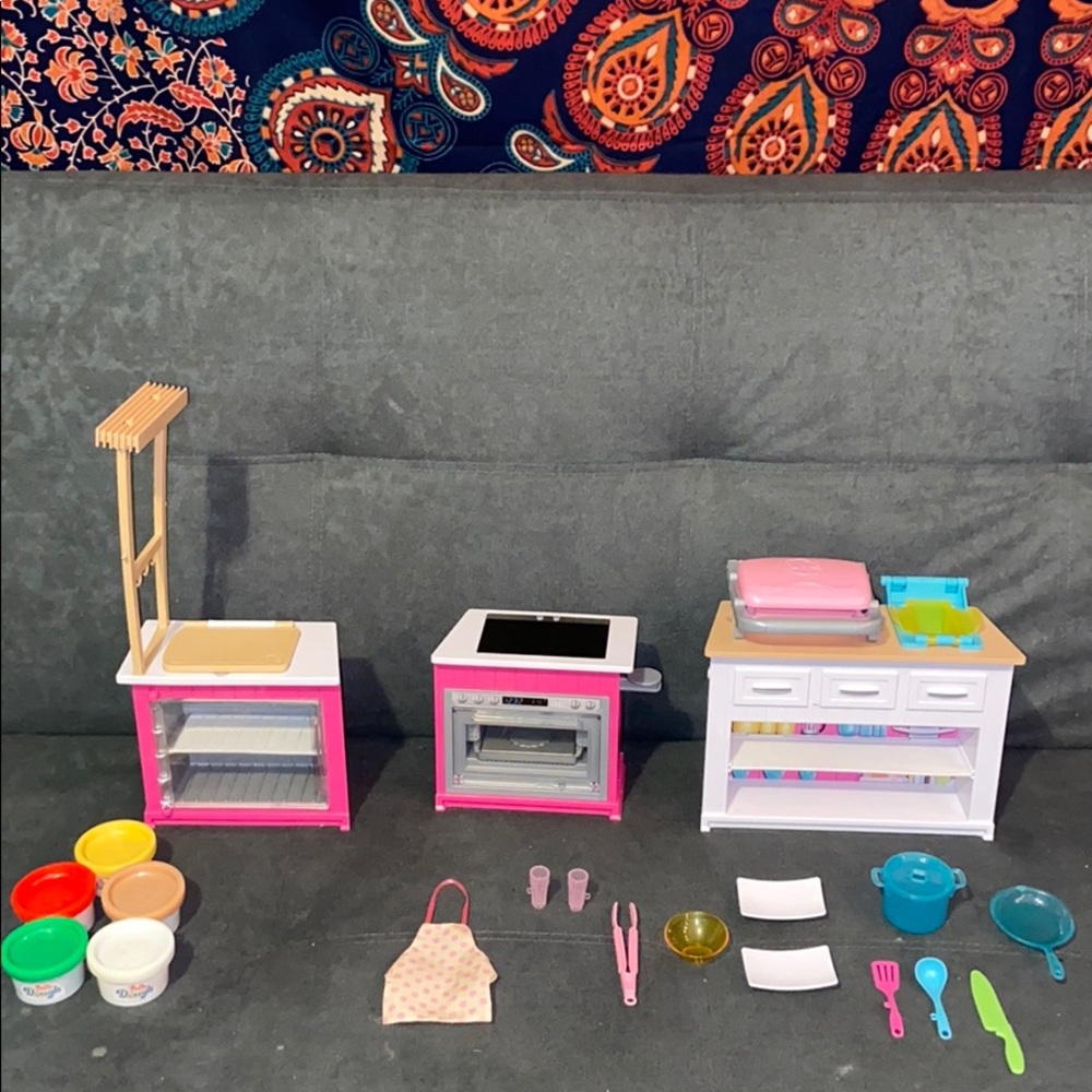huge barbie play dough kitchen set!